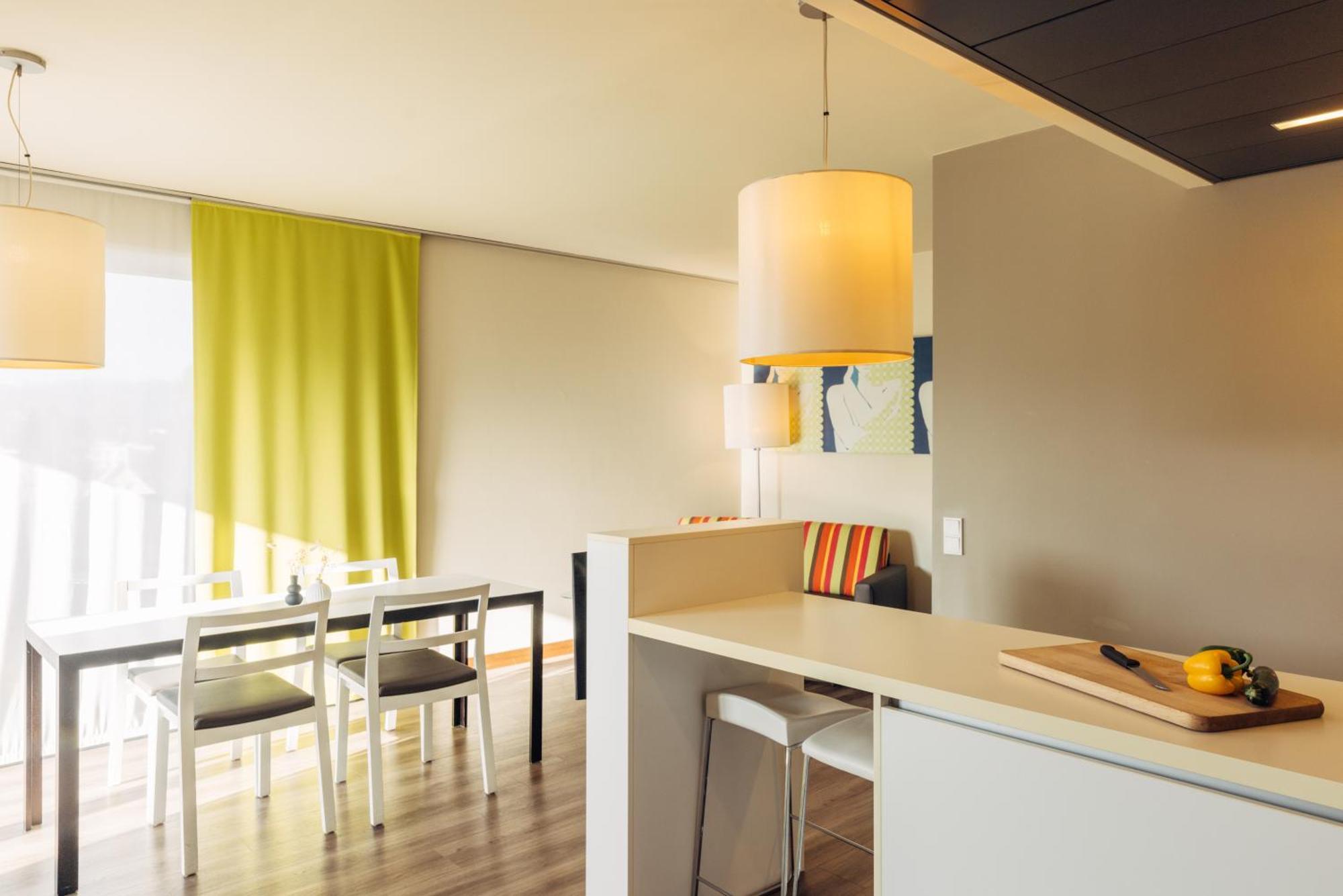 Harry'S Home Hart Bei Graz Hotel & Apartments Exterior foto