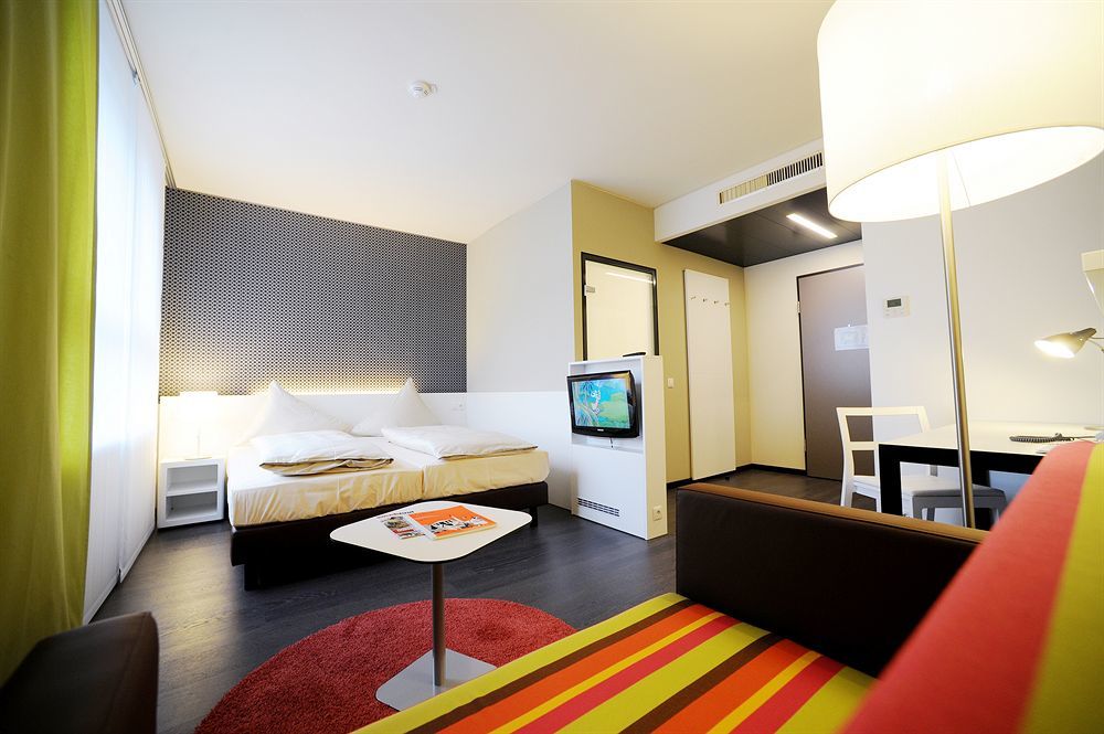 Harry'S Home Hart Bei Graz Hotel & Apartments Exterior foto